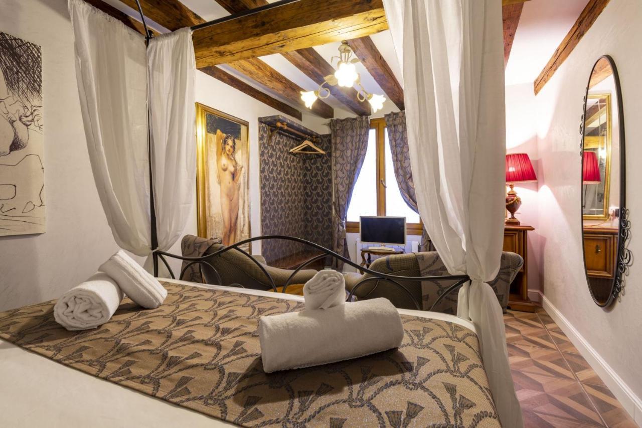 Apartamento Il Nido Di San Stae Venecia Exterior foto